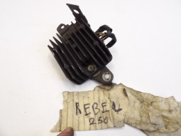 Spanningsregelaar Honda CMX 250 