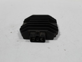 Spanningsregelaar Yamaha TDM