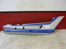 Rechter achterkant Kawasaki ZZR 250