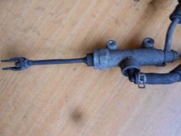 Rempomp achter Suzuki DL 650 V STROM