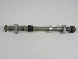 Rear axle Triumph Street Triple 675