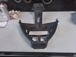 V bak voor Aprilia RST 1000 Futura