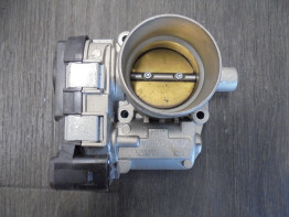 Gasklephuis Moto Guzzi V85 TT