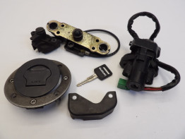 Key set Suzuki GSF 600 650 Bandit 