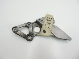 Main step holder left Yamaha FZR 1000