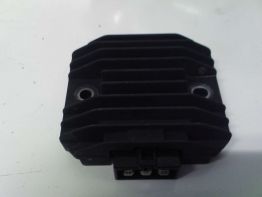 Regulator rectifier Yamaha FZR 600
