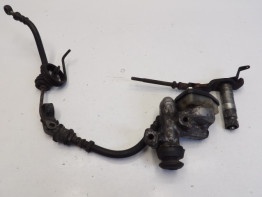 Rempomp achter Yamaha XS 1100