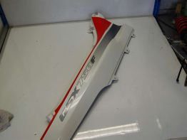 Rechter achterkant Suzuki GSX F 750
