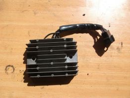 Regulator rectifier Suzuki GSX R 1000