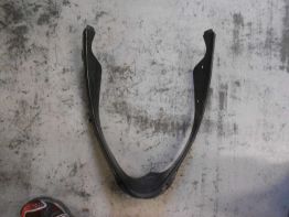 Cowl V shape under Suzuki GSX R 750