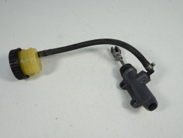 Rempomp achter BMW K 1200 S 