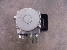ABS pomp Suzuki GSX 8R