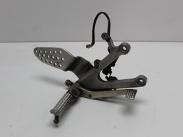 Main step holder right Yamaha YZF R1
