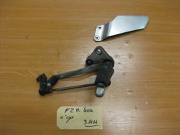 Main step holder left Yamaha FZR 600