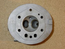 Cylinder head Moto Guzzi V7 700