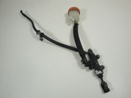 Rempomp achter Honda VF 1000 F