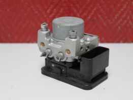 ABS pump Triumph 675 Street Triple R