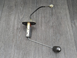 Tankuhr Hyosung Comet 650