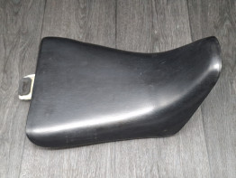 Zadel Yamaha FZR 600