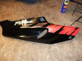 Rechter achterkant Honda CBR 900 RR