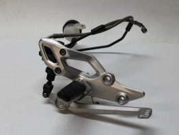 Fussrastetrager vorne rechts BMW R 1200 R