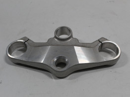 Fork top bridge Triumph 955 daytona
