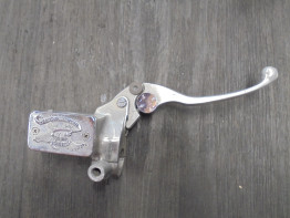 Bremszylinder vorne Suzuki VZ 800 marauder