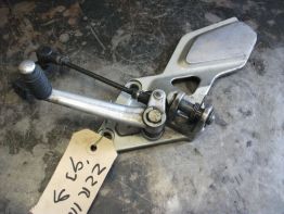 Fussrastetrager vorne links Kawasaki ZZR 1100