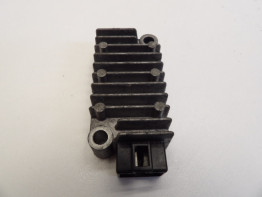 Spanningsregelaar Yamaha TDM
