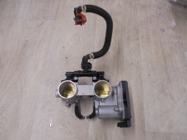 Gasklephuis Suzuki GSX 8R