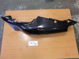 Heck links Kawasaki ZX 7 R