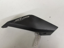 Heck links Yamaha MT 09