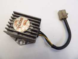 Regler Gleichrichter Honda Goldwing GL