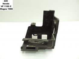 Batterie befestigung Honda VF 1100 C Magna