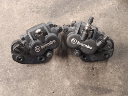 Bremssattel Bremszangen vorne BMW F 850 GS