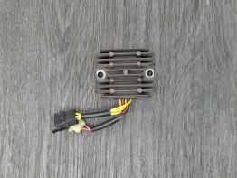 Spanningsregelaar Suzuki SV 650