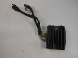 Spanningsregelaar Aprilia Dorsoduro 1200