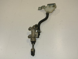 Rempomp achter Suzuki GSX R 1300 Hayabusa