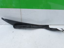 Rechter zijkuip klein Suzuki Burgman 400