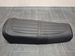 Asiento Suzuki GT 550