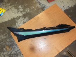Cowl left rear Yamaha XJ 600 Diversion