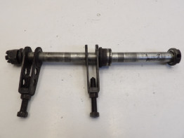 Achteras Kawasaki KZ 750 B Twin