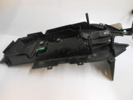 Hinterradabdeckung Aprilia Tuono 1000