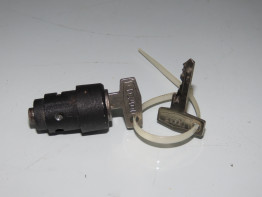 Schlosssatz Moto Guzzi California 3