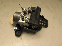 ABS pomp Aprilia RSV 4