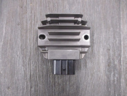 Regulator rectifier Suzuki GSX S 750