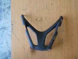 Cowl V shape under Honda CBR 600 F