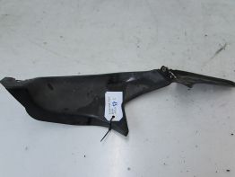 Cowl upper connector left Suzuki GSX F 1100