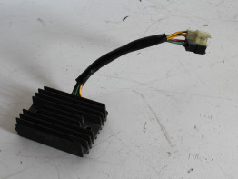 Spanningsregelaar Ducati monster 696