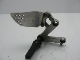 Fussrastetrager vorne rechts Honda CBR 900 RR